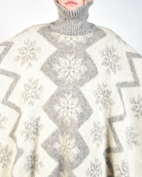 Tierny 70s Icelandic Wool Cape