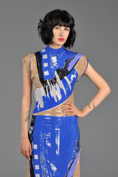 Asian-inspired Graphic Silk Keyhole Back Dress